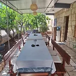 Leonida * Jelsa (Hvar)