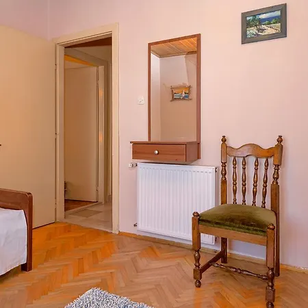 Leonida Jelsa (Hvar)